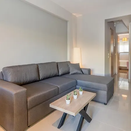 Apartment Cozy Apt. 2min From Metro *