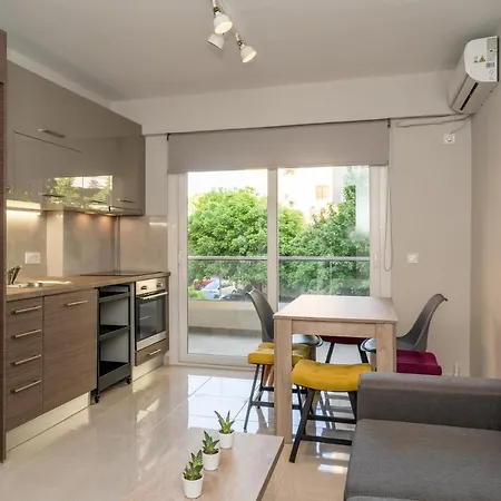 Cozy Apt. 2min From Metro *